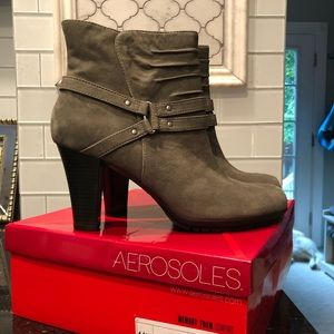 Aerosoles Ment to Be Bootie